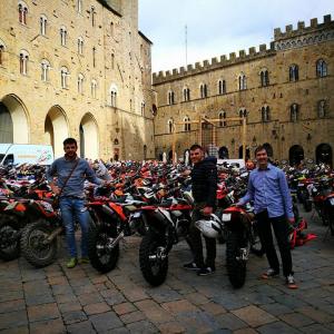 31052323 10215406234805707 8947224855405658112 N